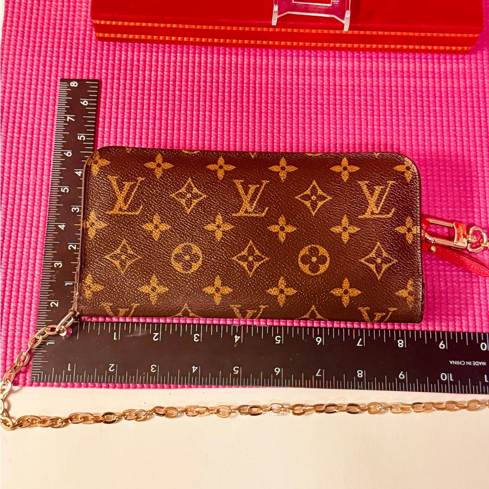 Louis Vuitton Brown Monogram Wallet - Picture 15 of 15